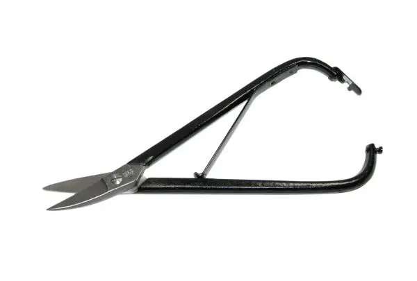 SHEARS - STRAIGHT BLADE W/SPRING