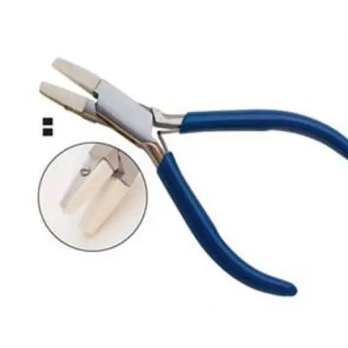 [46-828] TAPERED FLAT NOSE SMOOTH NYLON JAW PLIERS 4-1/2"
