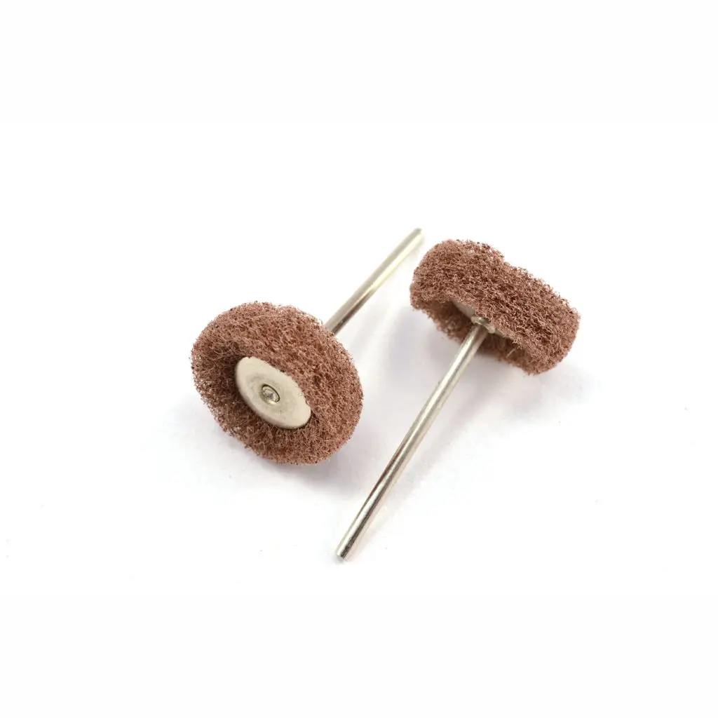 [17-909] MOUNTED SATIN FINISH BRUSH 1" MEDIUM 3/32" SHANK