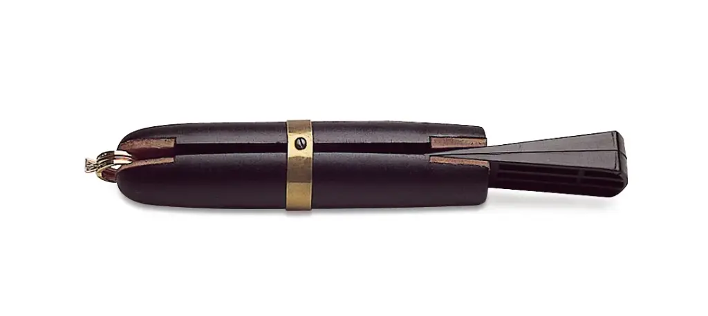 PLASTIC RING CLAMP WITH LEATHER JAW